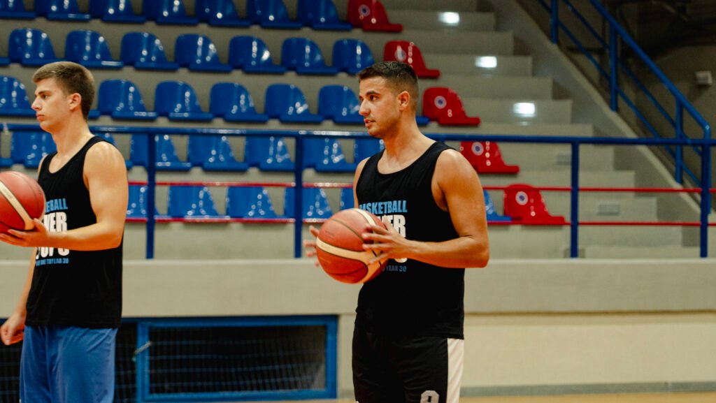 Παίκτης στην Ethnikos Laginon Sports Arena